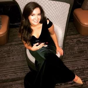 Meet your Posher, Vicky